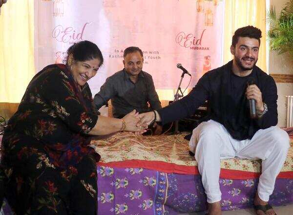 Kashmiris come together on Eid to celebrate ‘Insaniyat’