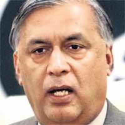 Pak prez poll: Aziz or PML chief may file nominations