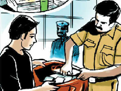 8 held, 7 customs officers shifted