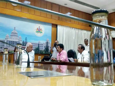 Chief Minister BS Yediyurappa junks use of plastic bottles at home, office