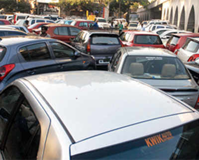 Regulate number of vehicles in city, HC tells BMC