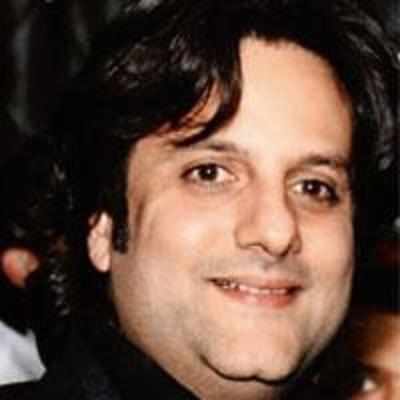 Fardeen Khan to revive father's banner
