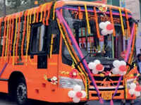 Delhi: First 25 of 1000 new cluster scheme buses in 10 days 