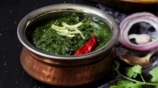 Winter special saag recipes for non-vegetarians