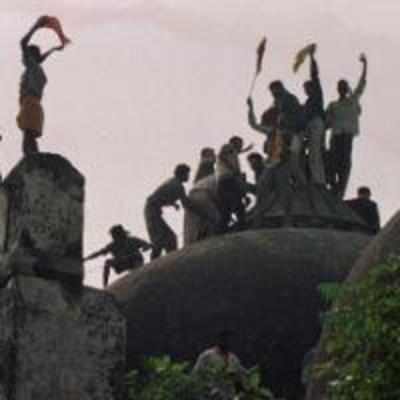Ayodhya verdict out, judgement split three ways
