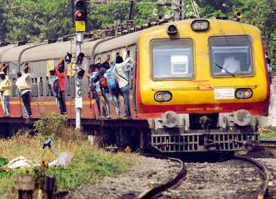 Student escapes death while crossing railway tracks