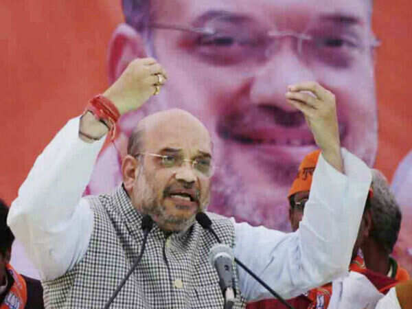 Akhilesh hurt himself by allying with Congress: Amit Shah