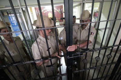 Thiruvananthapuram: Undertrial attacks prison officer at Poojappura central prison