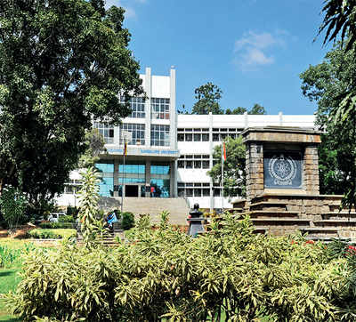 Bangalore University receives legal notice