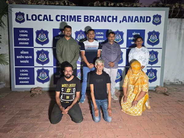 3 Mumbai travel agents arrested for trafficking two to Azerbaijan