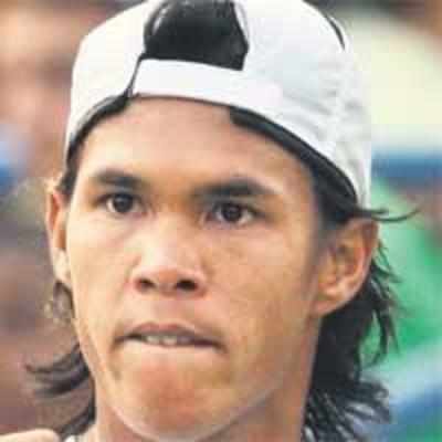 Somdev through to Charlottesville quarters