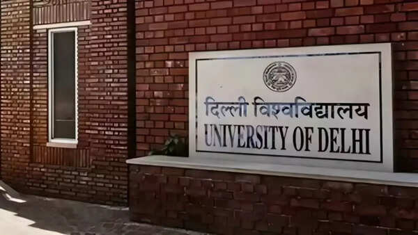 Eid ‘relief’ for DU students 30 mins after exams start