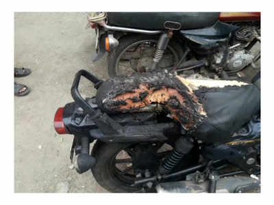 Andhra Pradesh cop caught driving drunk, burns down bike in embarrassment