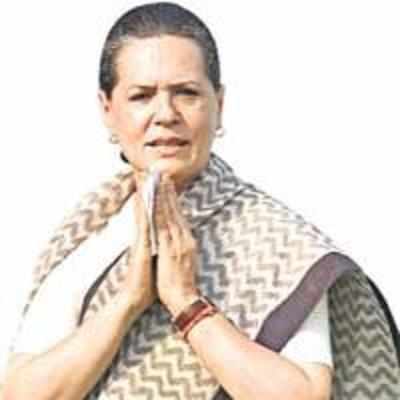 Get 25 truckloads of men from every ward for Sonia rally