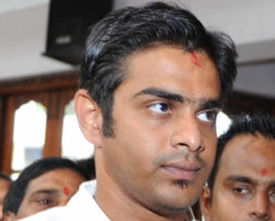 Karthik Gowda gets anticipatory bail