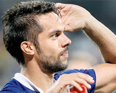 Confusion reigns as ISL’s Dynamos and I-League’s BFC play tug-of-war over injured Robin’s contract