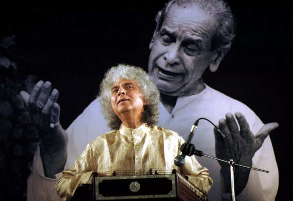 January too far, santoor icon Pandit Shivkumar Sharma wanted May show in Ahmedabad