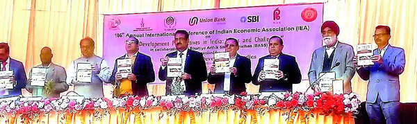 ‘Economic model should ensure better per capita income’