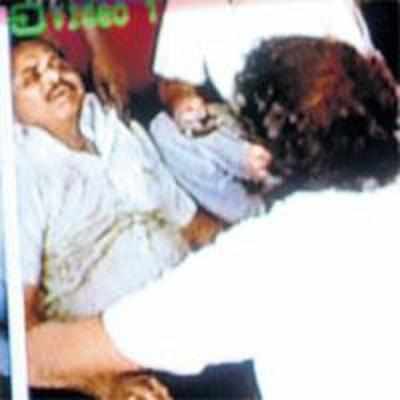 Mine owners, scribes attacked in Bellary