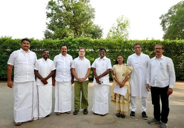 Cong MLAs lobby party brass for cabinet berths