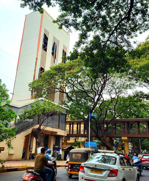 PMC to finally dismantle multi-storeyed mechanised parking lot on JM Road