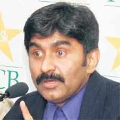 Disgruntled Miandad quits top post