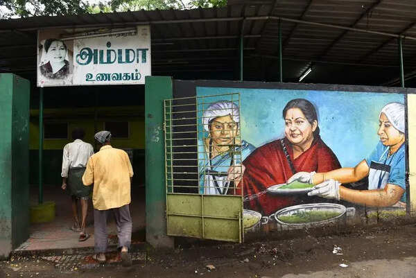 Amma Unavagam, run by Greater Chennai Corporation, trims menu, halves portions amid LPG cylinder price hike crisis