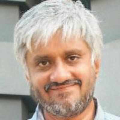 Vikram Bhatt revisits Ramu's Bhoot