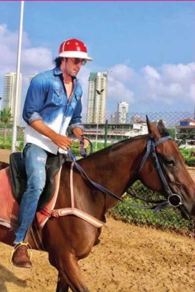 Ranbir Kapoor learning horse-riding