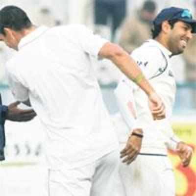 Pietersen turns Yuvraj's admirer!