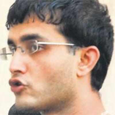 Livid Ganguly threatens to quit playing for Bengal
