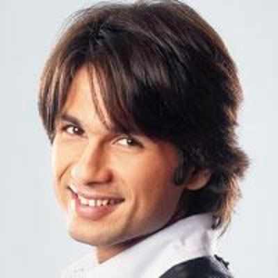 Shahid to wait for his Heer a li'l longer