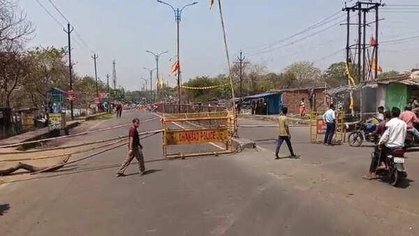 Cracks on Dhanbad-Ranchi road trigger panic among locals