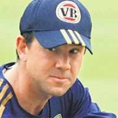 Ponting sees 'circus' in Flintoff farewell