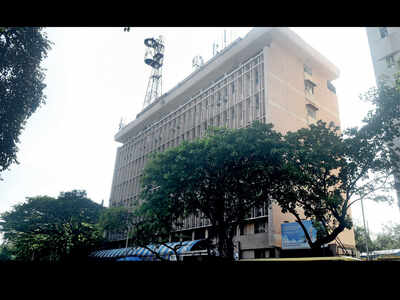 Flora Fountain building to house transport dept