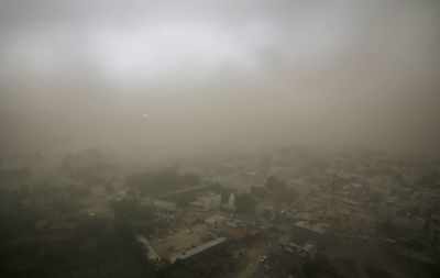 Live updates: Dust storm, rain hit Delhi-NCR; flights diverted