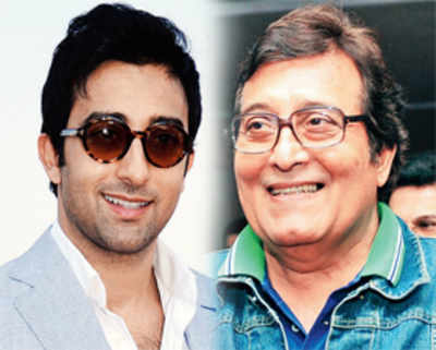 Rahul Khanna says father Vinod was hospitalised on Friday