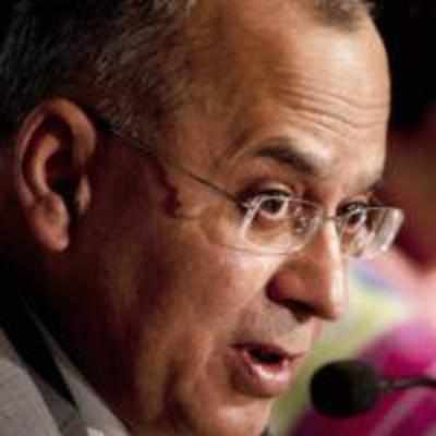Pak talks tough; warns US, India