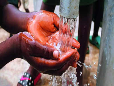 Water shortage leaves residents helpless