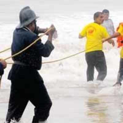 Two drown in sea near Juhu beach