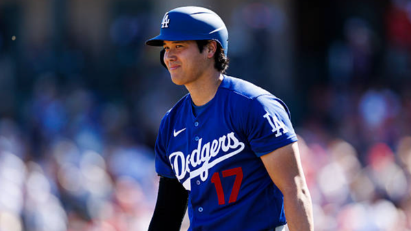 Who ranks second to Shohei Ohtani on Instagram among active MLB players? A closer look at the social media leaderboard