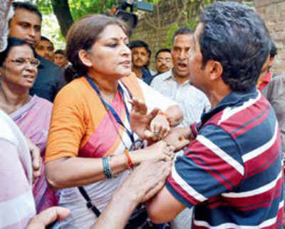 ‘Draupadi’ accused of slapping TMC worker