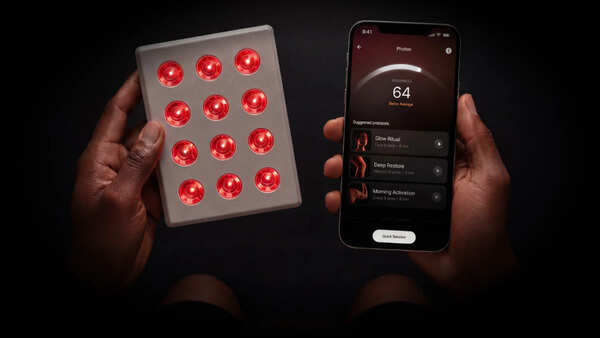 Ultrahuman Photon is a red light therapy device that learns from your sleep and recovery data