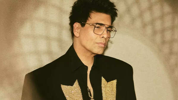 ​5 Times Karan Johar gave a befitting reply to the haters