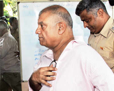 Prime time murder: Peter grilled for third day straight; Vidhie quizzed too