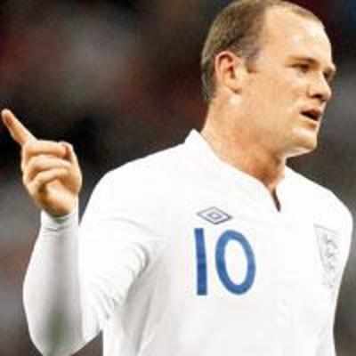 Rooney confirms decision to leave United