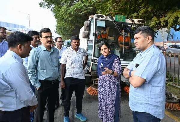 ‘Not up to expected standard’, says BMC commissioner Ashwini Bhide after 6am surprise check finds gaps in Mumbai’s road cleaning