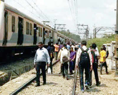 Central Railways slammed over disruptions, delays