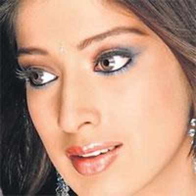 Dhoni's girl'¦ now in Mumbai