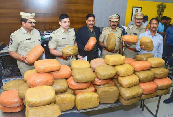 140 kg of ganja worth Rs 70 lakh seized in Vijayawada, two held